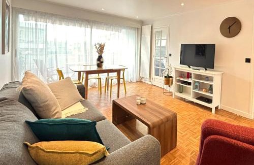 Adamville Apartment | Chez Carnot Centre d'Adamville