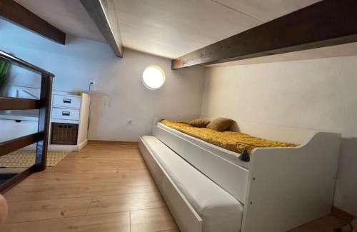 Surpierre Apartment | Chez Fifi