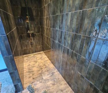 Trooz House | Chez Gégé - Maison d'hôtes