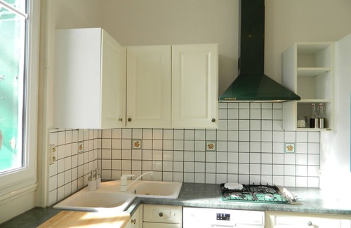 Romorantin-Lanthenay House | Chez Gina, Maison de Ville & son Grand Jardin à Romorantin-lanthenay