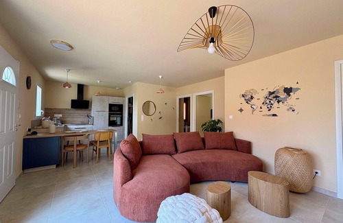 Digne-les-Bains House | Chez Hamou et Julie, new modern house with swimming pool and boules pitch