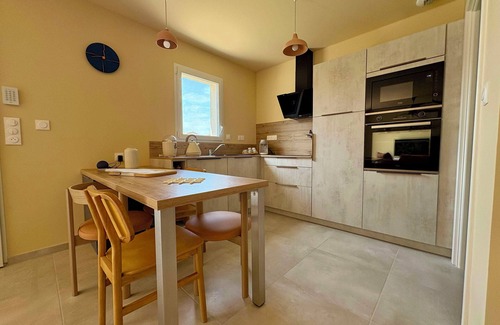Digne-les-Bains House | Chez Hamou et Julie, new modern house with swimming pool and boules pitch