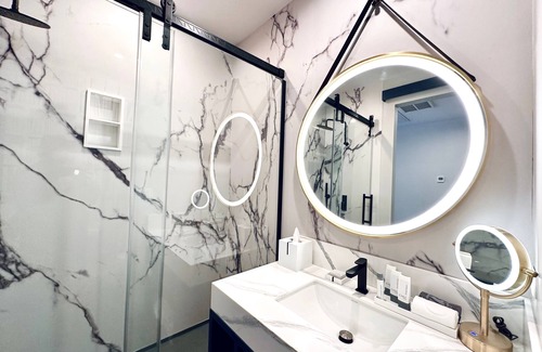 Arlington Heights Hotel | Chez Hotel Arlington Heights