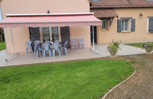 Le Luart House | Chez Jo