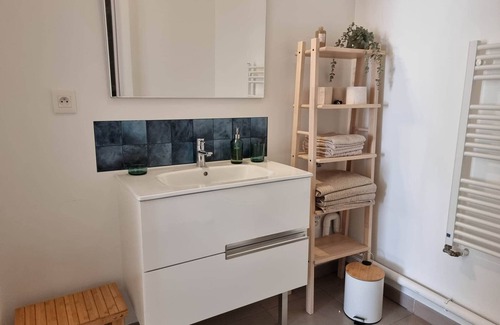 Chateaudun-Bannier Apartment | Chez Joan et Sara : T2 Design et Cosy Proche Gare