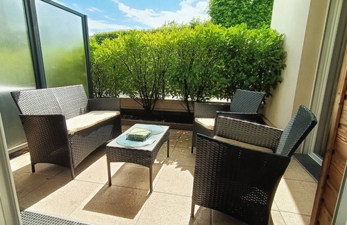 Bailly-Romainvilliers Apartment | Chez Julia & Kévin 4 Pers - Terrasse - Free Parking
