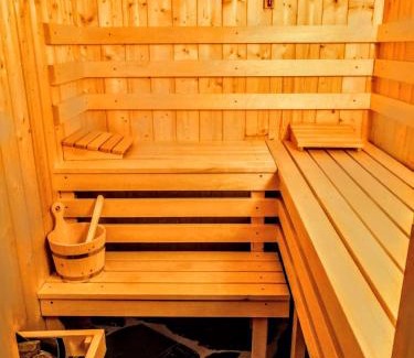 Samoens Apartment | Chez Léon Jacuzzi et sauna