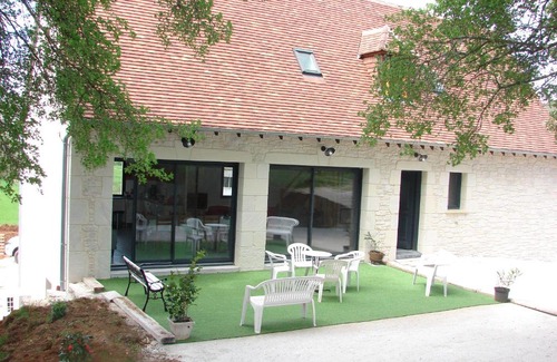 Lacave House | Chez Léontine grand gîte