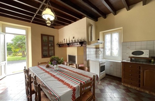 Espoey House | Chez Labat 1 - Espoey