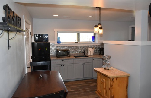 Florissant House | Chez Les DuClos