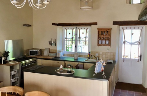 Chatignac Cottage | Chez Lussaud - 2 Boutique Gites with private hot tubs & a shared pool