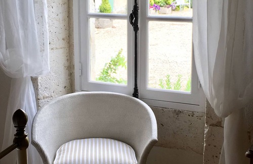 Chatignac Cottage | Chez Lussaud - 2 Boutique Gites with private hot tubs & a shared pool