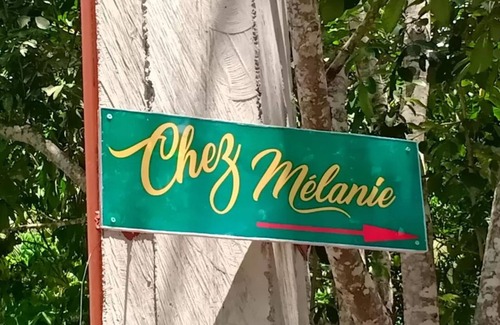 Valencia House | Chez Mélanie 2 - Cozy, spacious Bungalow at Mt. Talinis Valencia Dumaguete