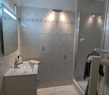 Rive Droite Apartment | Chez Marie et Hugo