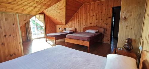 La Digue Villa | CHEZ MARVA Grande Villa Corossol 3 à 12 personnes