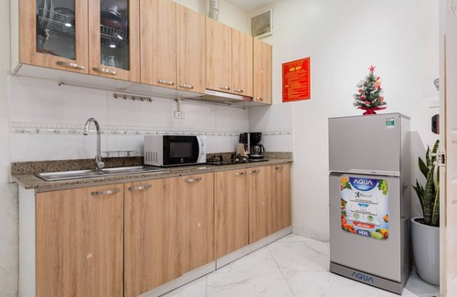 Truc Bach House | Chez Max's Elegant Fullhouse Minutes to the Old Quarters