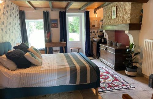 Lavalette Tude Dronne House | Chez Miquelot
