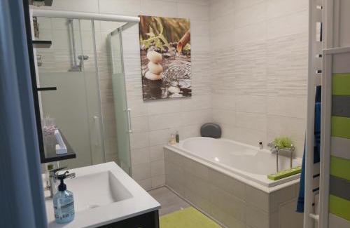 Chaillevette Bed & Breakfast | "chez Nat"
