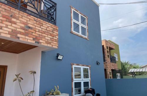 North Legon Apartment | Chez nous house