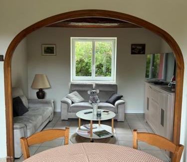 Saint-Jean-de-Thurigneux House | Chez Paul