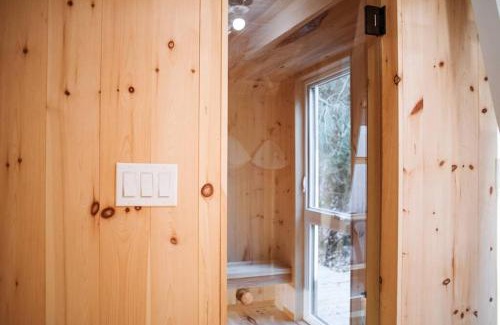 Saint-Valere Ski Chalet | Chez Pedro
