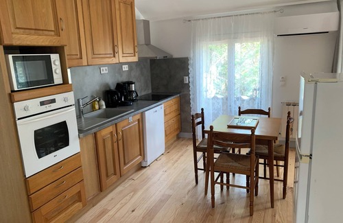 Le Val Apartment | Chez Pierre