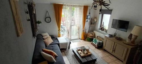 Neufchateau Apartment | Chez Seb & Lulu, studio d'hôtes