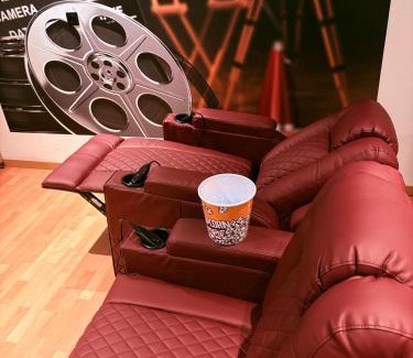 Altviller Apartment | Chez SOPHIE, logement avec jacuzzi et salle cinéma