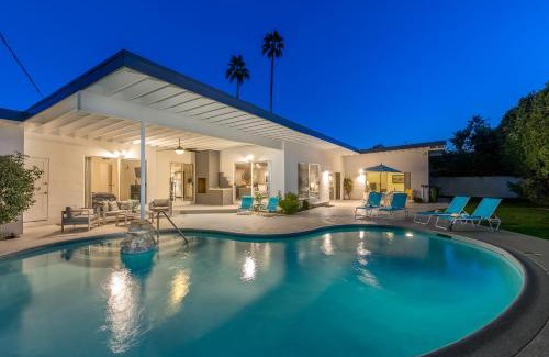 Deepwell Estates Villa | Chi Chi House by ACME House Company