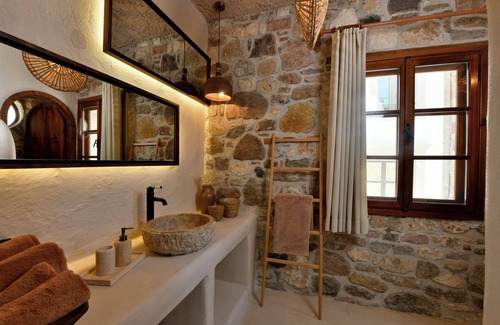 Ayvalik Hotel | Chi House
