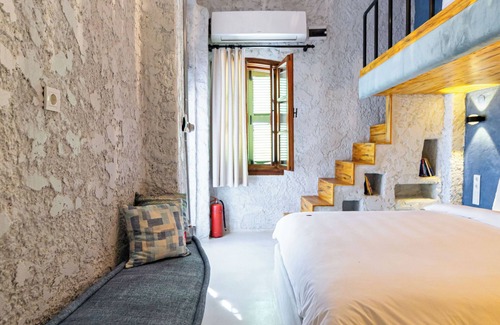 Ayvalik Hotel | Chi House