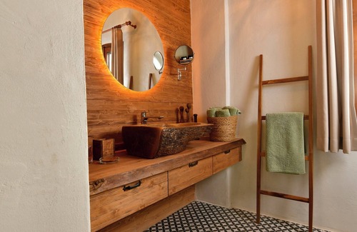 Ayvalik Hotel | Chi House