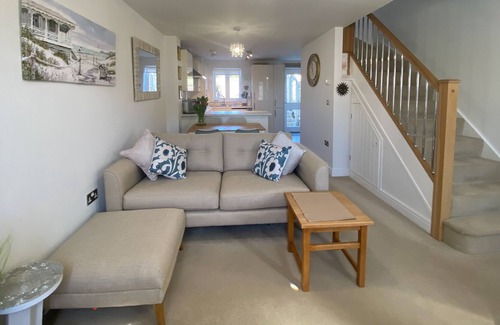 Grampound House | CHI LOWEN, pet friendly, character holiday cottage in Grampound
