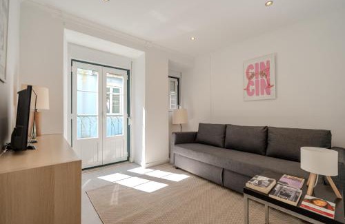 Encarnacao Apartment | Chiado Meets Bairro Apartment