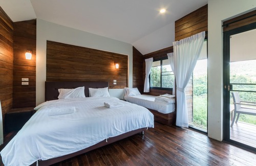 Mae Wang Hotel | Chiang Mai Elephant Friends