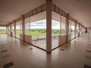 Chiang Kham Hotel | Chiangkham Grand Villa - SHA Certified