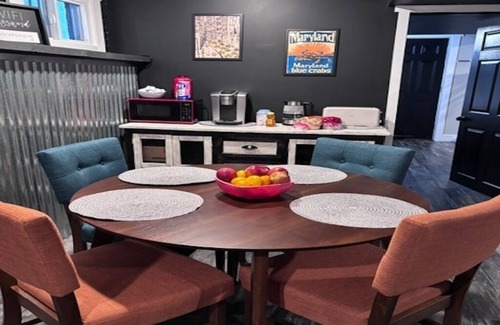 Jersey City Apartment | Chic 1-bedroom apartment with WiFi, AC in vibrant Jersey City close to NYC