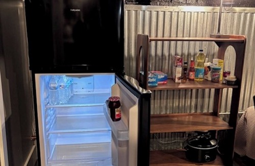 Jersey City Apartment | Chic 1-bedroom apartment with WiFi, AC in vibrant Jersey City close to NYC