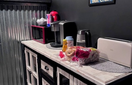 Jersey City Apartment | Chic 1-bedroom apartment with WiFi, AC in vibrant Jersey City close to NYC