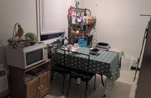 Stone Tavern Apartment | Chic 1-bedroom apartment with AC, WiFi in charming Hightstown