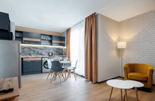 Plovdiv Apartment | Chic 1-bedroom apartment with WiFi and AC in marvelous Plovdiv