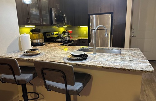 George Bush Park/Eldridge Apartment | Chic 1-bedroom apartment in fantastic Houston with fitness room, AC , internet