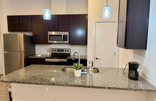 Leander Apartment | Chic 1-bedroom apartment with WiFi, fitness room in charming Leander