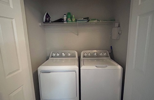 Southwest Raleigh Apartment | Chic 1-bedroom apartment in marvelous Raleigh near Lenovo Center