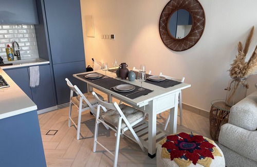 Aqaba Apartment | Chic 1-bedroom in Ayla Aqaba with Sea View