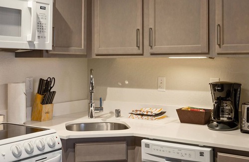 Downtown Reno Apartment | Chic 1-bedroom in fabulous Reno