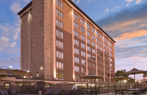 Downtown Reno Apartment | Chic 1-bedroom in fabulous Reno