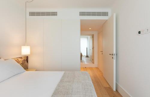 Sao Miguel do Rio Torto Apartment | Chic 1-BR Flat in Award-Winning Building