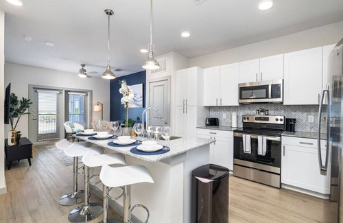 Lewisville Apartment | Chic 1BD: Pool, Gym & Efficient Workstation Area