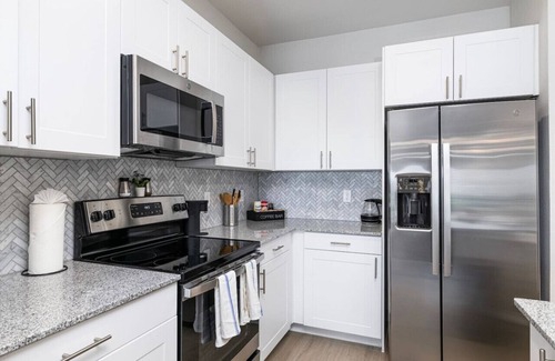 Lewisville Apartment | Chic 1BD: Pool, Gym & Efficient Workstation Area